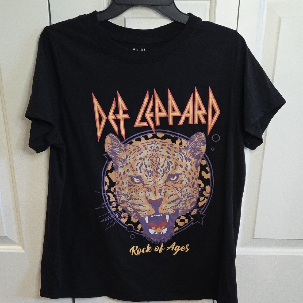 Def Leppard Black Graphic Women's Tee